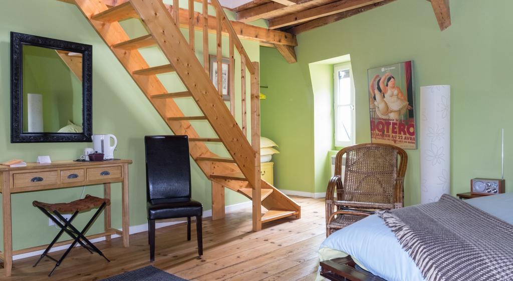 Les Petites Vosges Bed and Breakfast Bagnères-de-Bigorre Værelse billede