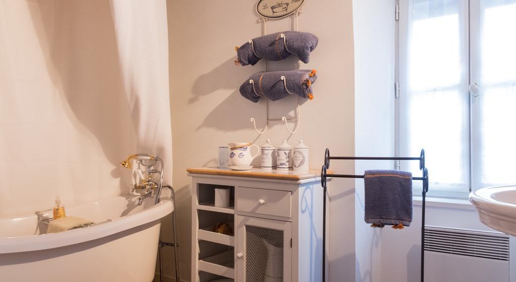Les Petites Vosges Bed and Breakfast Bagnères-de-Bigorre Værelse billede