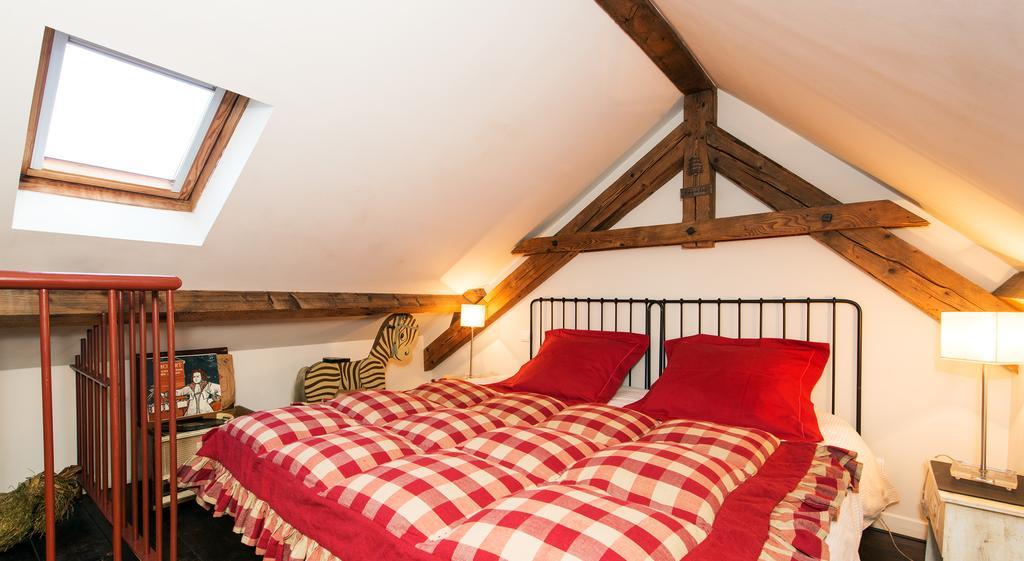 Les Petites Vosges Bed and Breakfast Bagnères-de-Bigorre Værelse billede